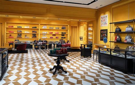 istanbul airport gucci|gucci istanbul airport shops.